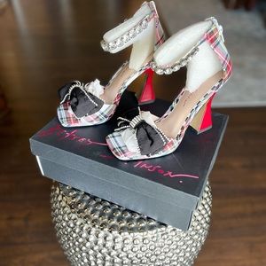 Betsey Johnson Giuliana Sandal